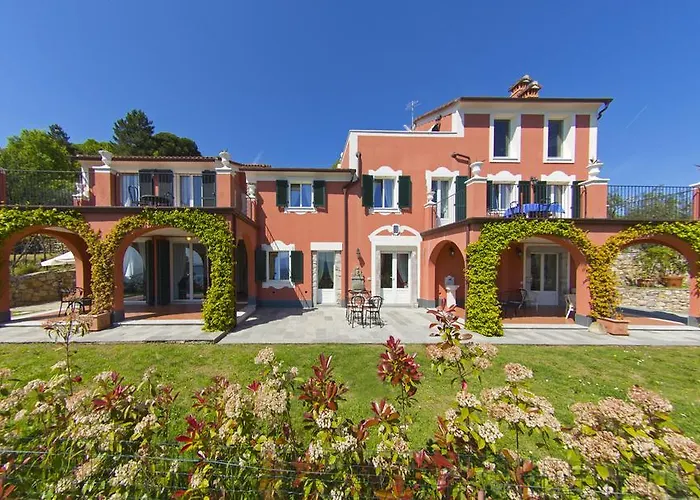Villa Bellosguardo Apartments